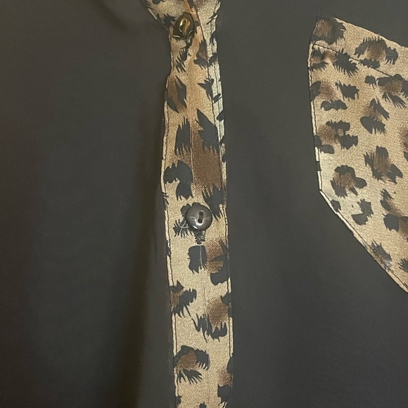 Penelope brand black sheer blouse with leopard detail. Size lg Good condition - Picture 3 of 4